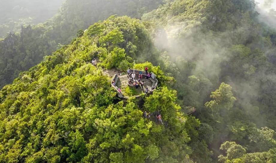 Mt. Pinagbanderahan